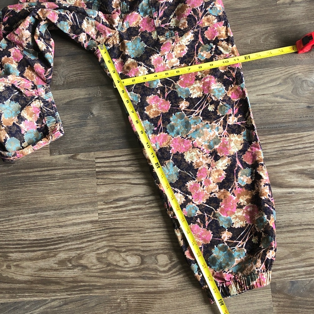 Anthropologie Anisa Floral Corduroy Joggers Pants Petite - Picture 12 of 14